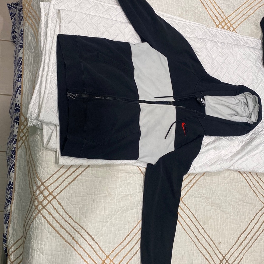 Nike zip up hoodie
